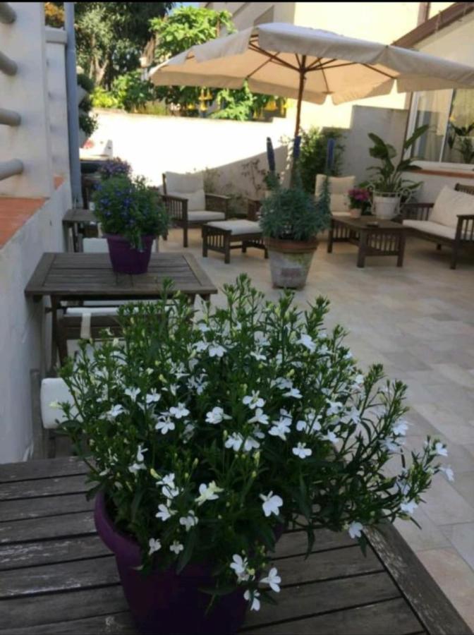 hotel lisà Viareggio Exterior foto