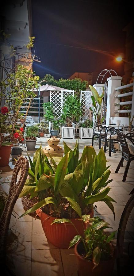 hotel lisà Viareggio Exterior foto